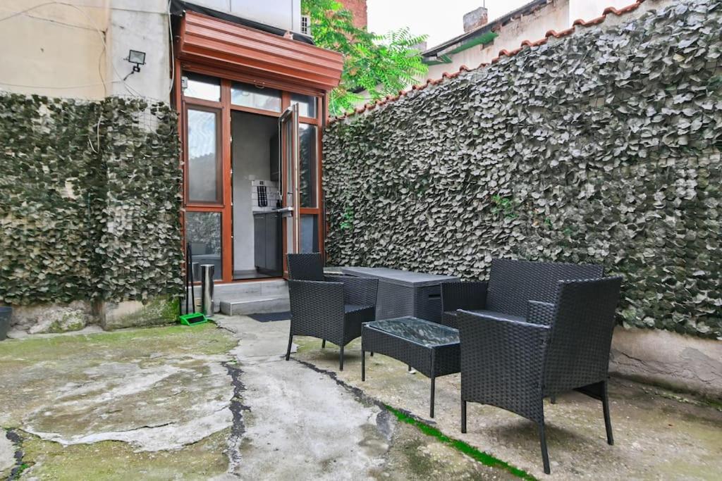 Velar 1Bdr Apartment Sofia Bagian luar foto